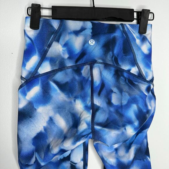 Lululemon Women’s Blue Print Train Times Crop 17" In Mini Blush Blossom Size‎ 4 - Picture 6 of 10